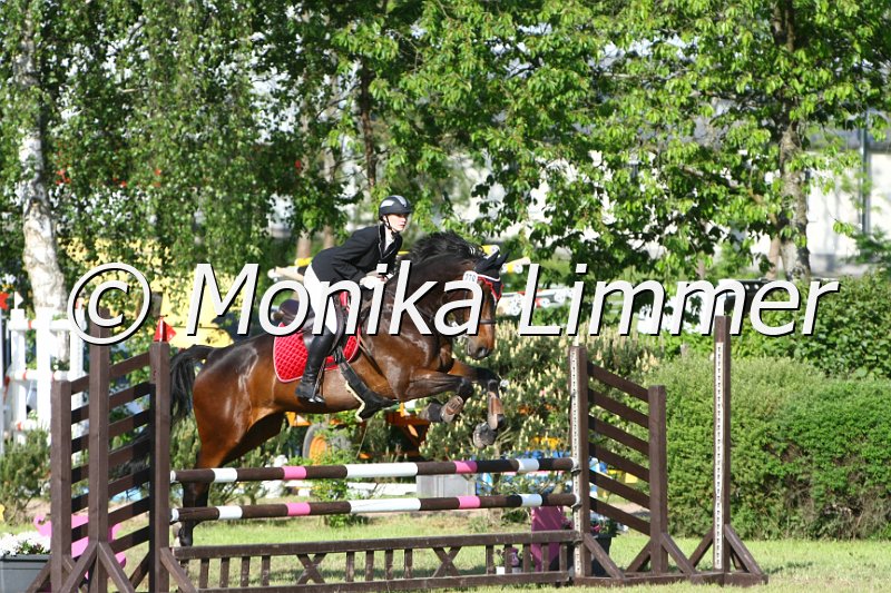 204M4851_Sissi T_Spring_Axx.JPG